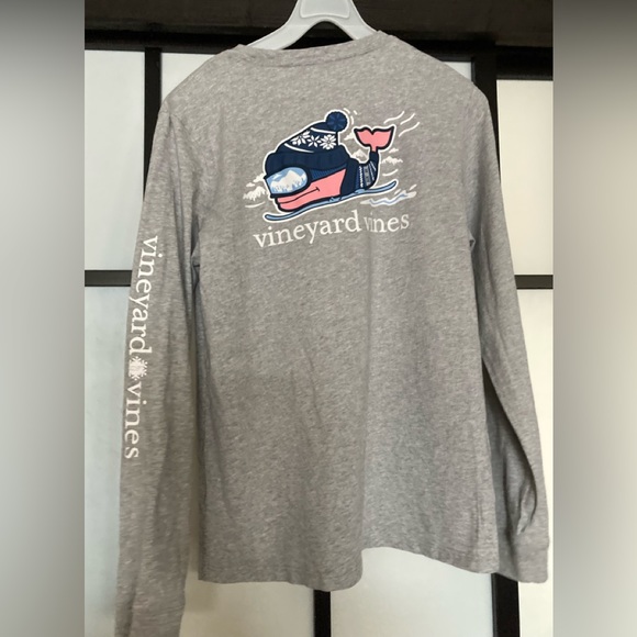 Youth Vineyard Vines shirt - Picture 2 of 3